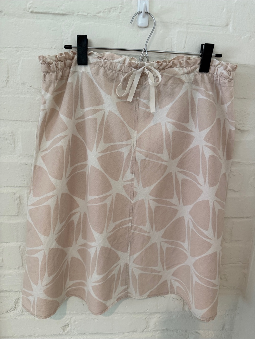 H & M Women's Beige White Drawstring Geometric Skirt